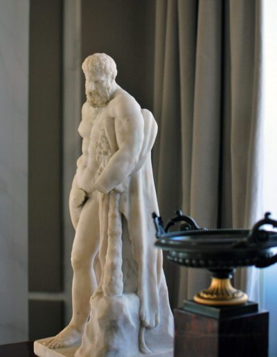 27. Escultura sculpture marmol marble Hercules copa
